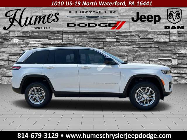 2025 Jeep Grand Cherokee GRAND CHEROKEE LAREDO X 4X4