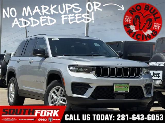 2025 Jeep Grand Cherokee GRAND CHEROKEE LAREDO X 4X2
