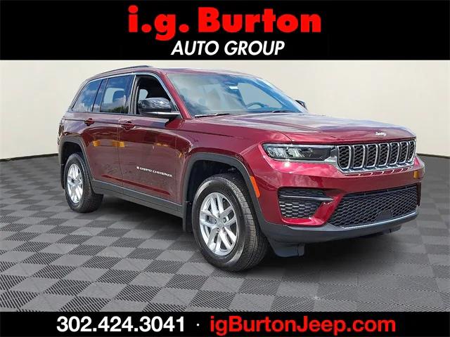 2025 Jeep Grand Cherokee GRAND CHEROKEE LAREDO X 4X4