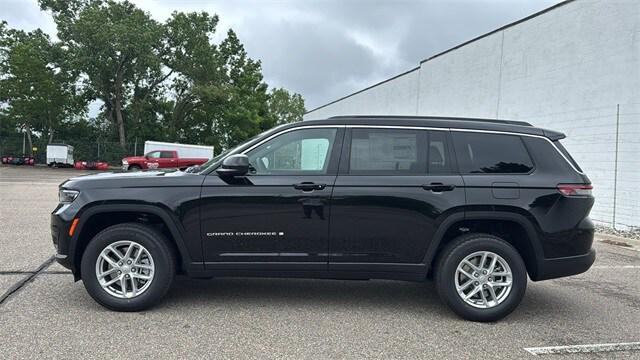 2025 Jeep Grand Cherokee GRAND CHEROKEE L LAREDO 4X4