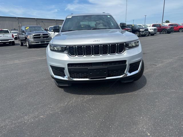 2025 Jeep Grand Cherokee GRAND CHEROKEE L LAREDO X 4X4