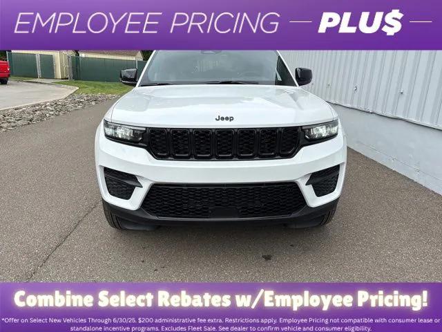 2025 Jeep Grand Cherokee GRAND CHEROKEE ALTITUDE X 4X4