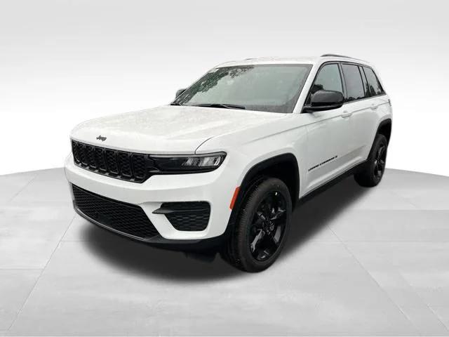 2025 Jeep Grand Cherokee GRAND CHEROKEE ALTITUDE 4X4