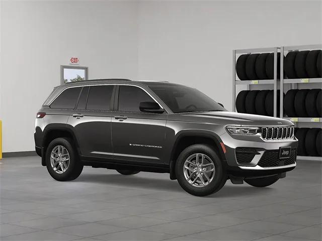 2025 Jeep Grand Cherokee GRAND CHEROKEE LAREDO X 4X4