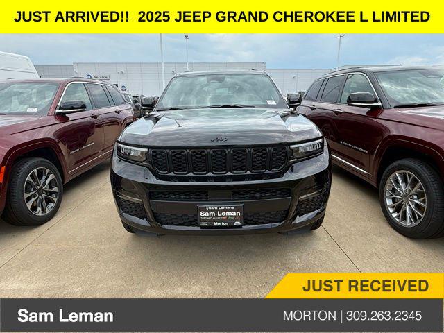 2025 Jeep Grand Cherokee GRAND CHEROKEE L LIMITED 4X4
