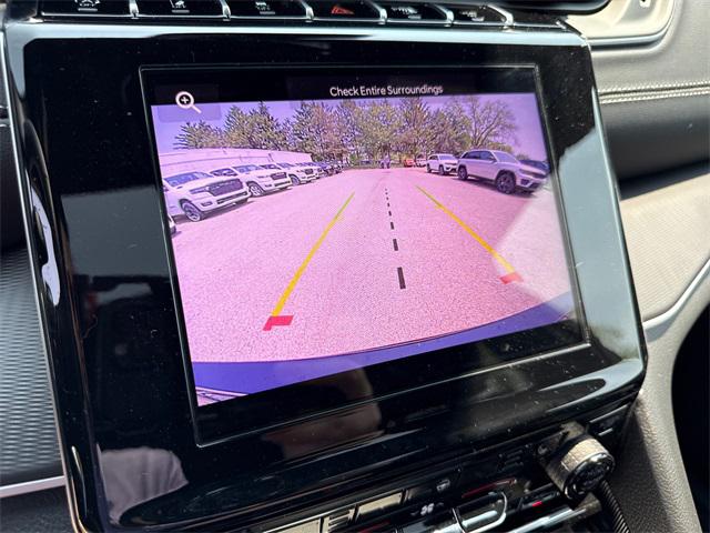 2025 Jeep Grand Cherokee GRAND CHEROKEE L LAREDO X 4X4