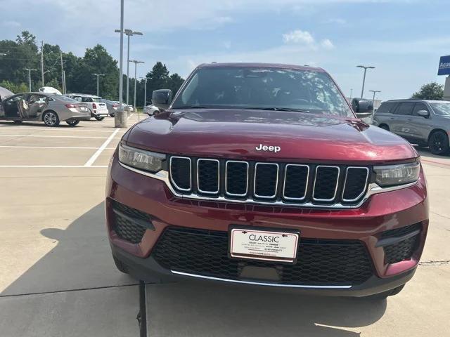 2025 Jeep Grand Cherokee GRAND CHEROKEE LAREDO X 4X2