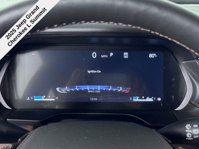 2025 Jeep Grand Cherokee GRAND CHEROKEE L SUMMIT 4X4