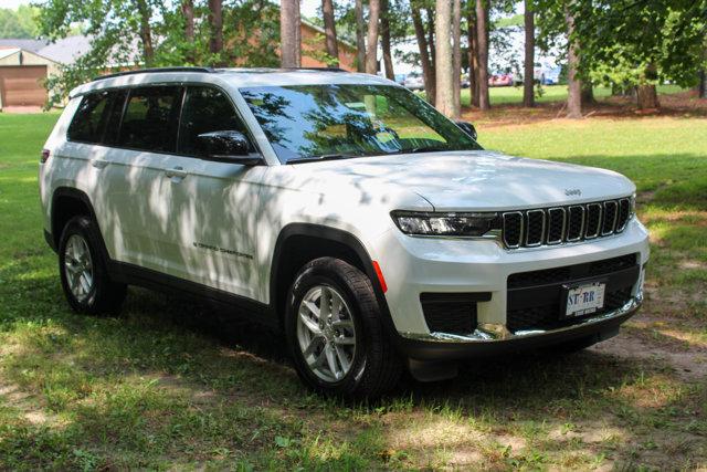 2025 Jeep Grand Cherokee GRAND CHEROKEE L LAREDO X 4X4