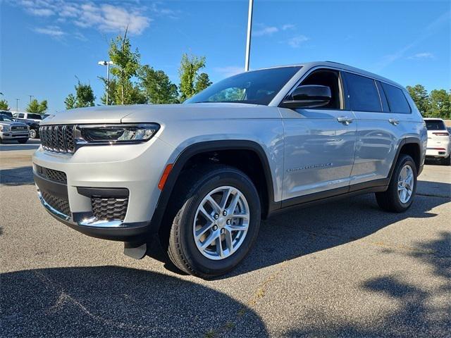 2025 Jeep Grand Cherokee GRAND CHEROKEE L LAREDO X 4X2
