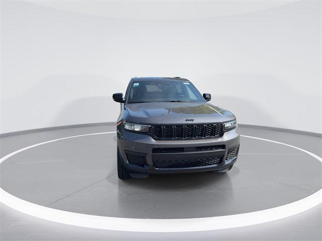 2025 Jeep Grand Cherokee GRAND CHEROKEE L ALTITUDE X 4X2