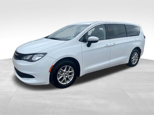 2022 Chrysler Voyager LX 2022 Chrysler Voyager LX