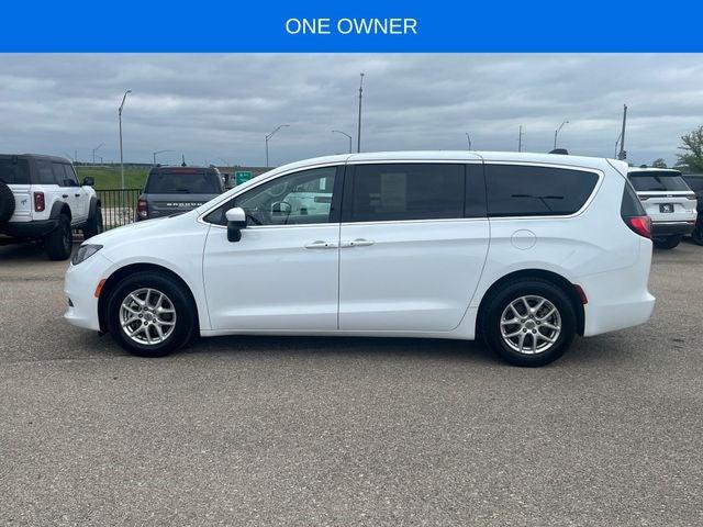 2022 Chrysler Voyager LX 2022 Chrysler Voyager LX