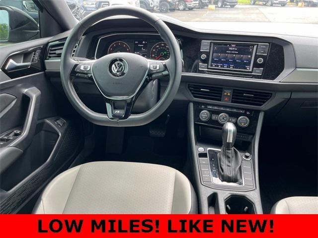 2021 Volkswagen Jetta 1.4T R-Line