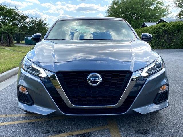 2022 Nissan Altima SR FWD