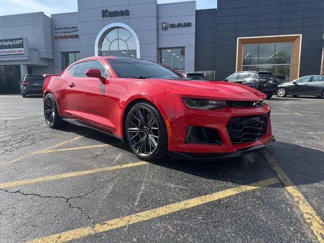 2021 Chevrolet Camaro RWD Coupe ZL1