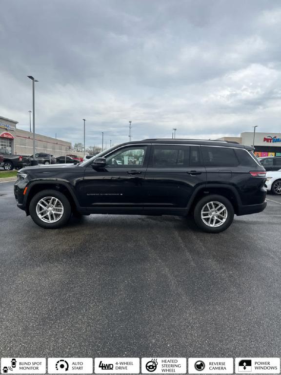 2022 Jeep Grand Cherokee L Laredo 4x4