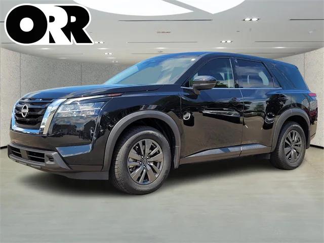 2022 Nissan Pathfinder S 2WD