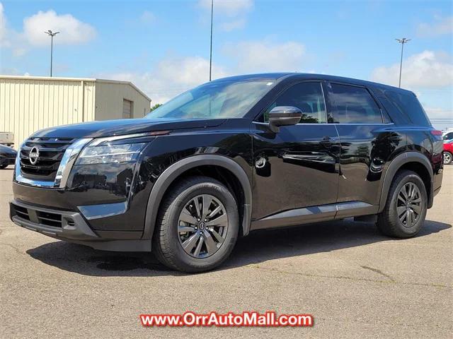 2022 Nissan Pathfinder S 2WD