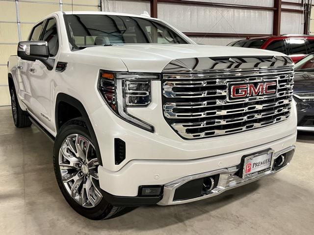 2023 GMC Sierra 1500 4WD Crew Cab Short Box Denali