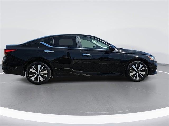 2022 Nissan Altima SV FWD