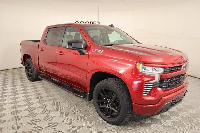 2022 Chevrolet Silverado 1500 4WD Crew Cab Short Bed RST