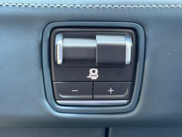 2025 Cadillac Escalade Luxury 2 AWD