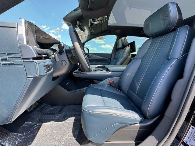 2025 Cadillac Escalade Luxury 2 AWD