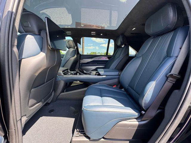 2025 Cadillac Escalade Luxury 2 AWD