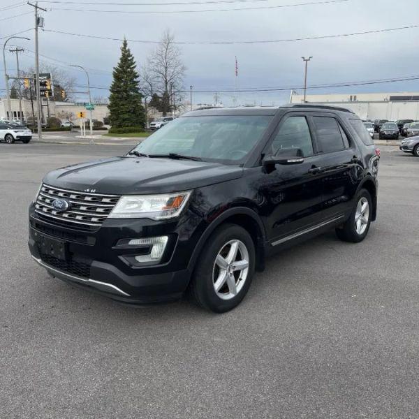 2017 Ford Explorer XLT for sale in Hicksville, NY