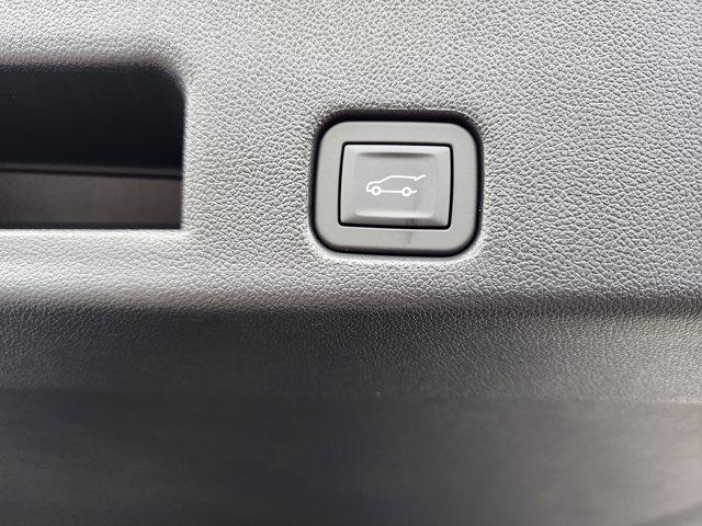 2025 Chevrolet Traverse FWD LT