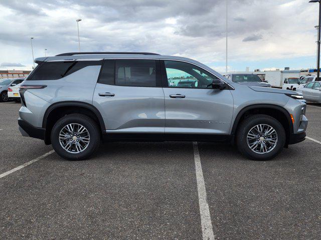 2025 Chevrolet Traverse FWD LT