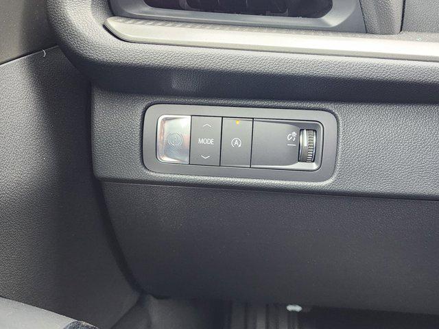 2025 Chevrolet Traverse FWD LT