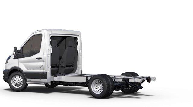2024 Ford Transit Cutaway Base
