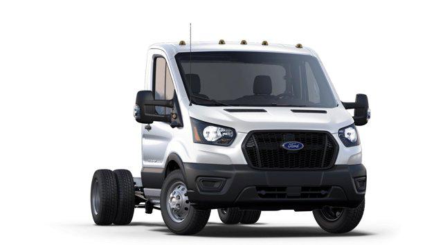 2024 Ford Transit Cutaway Base