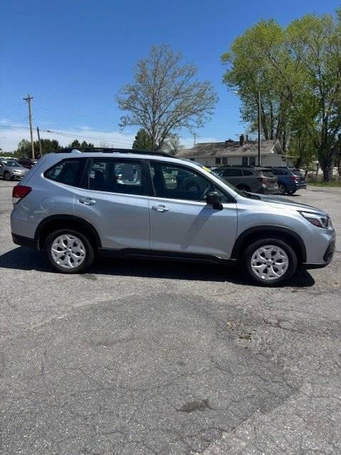 2021 Subaru Forester 2.5i