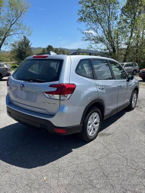 2021 Subaru Forester 2.5i