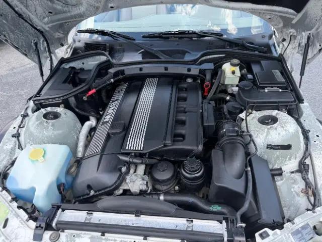 2001 BMW Z3 3.0i