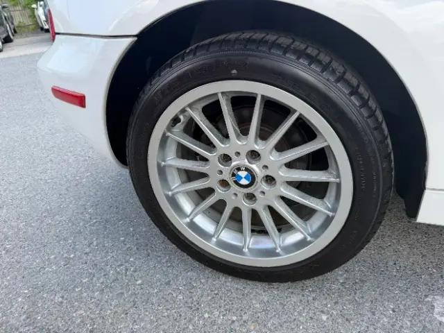 2001 BMW Z3 3.0i