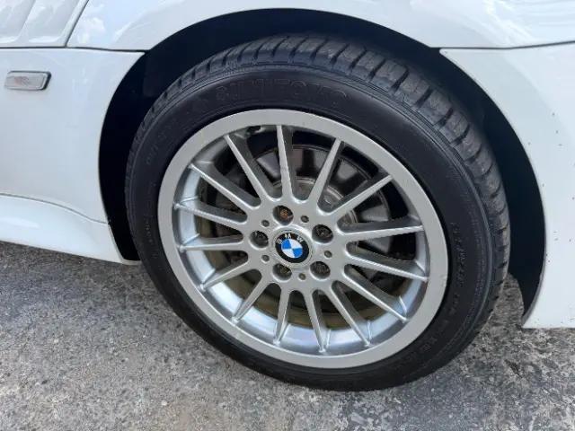 2001 BMW Z3 3.0i
