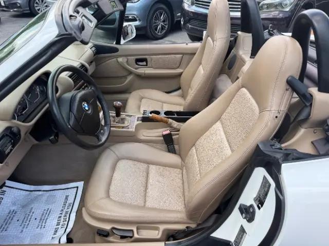 2001 BMW Z3 3.0i