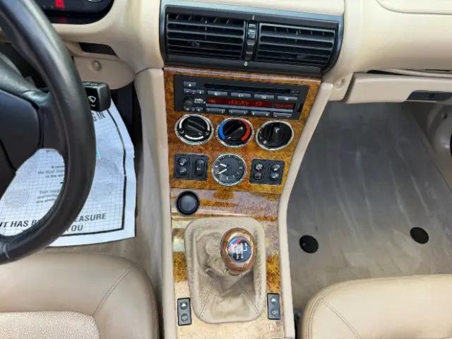 2001 BMW Z3 3.0i