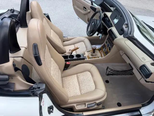 2001 BMW Z3 3.0i