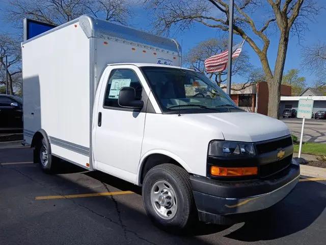 2025 Chevrolet Express Cutaway Work Van for sale near Glenview, IL