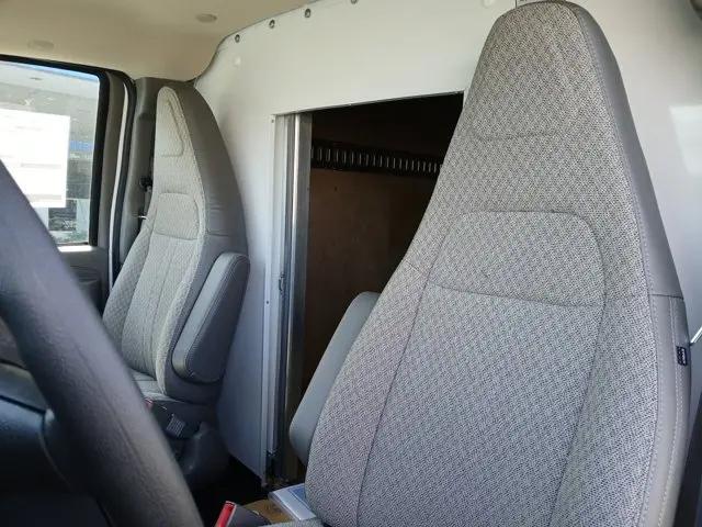2025 Chevrolet Express Cutaway Work Van