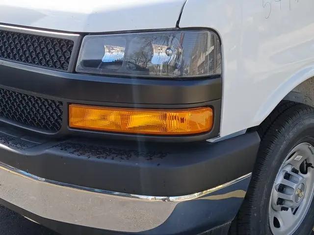 2025 Chevrolet Express Cutaway Work Van