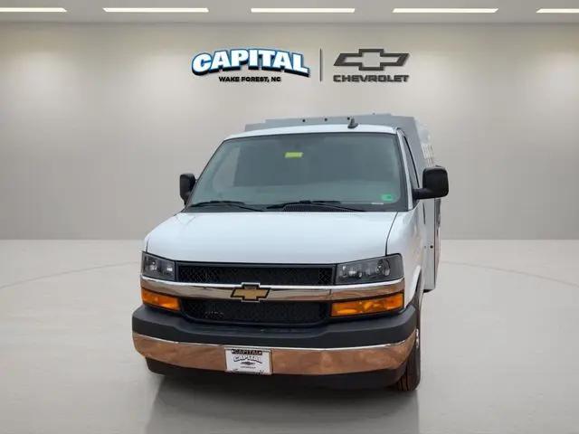2025 Chevrolet Express Cutaway Work Van