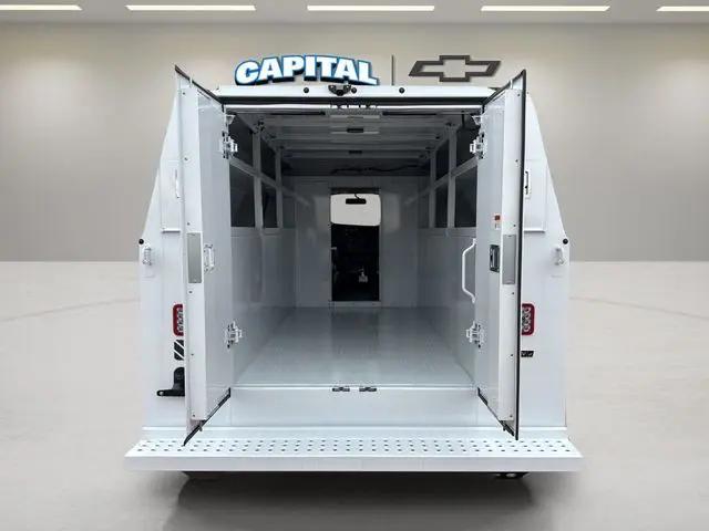 2025 Chevrolet Express Cutaway Work Van