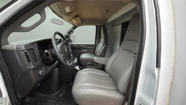 2025 Chevrolet Express Cutaway Work Van