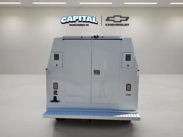 2025 Chevrolet Express Cutaway Work Van
